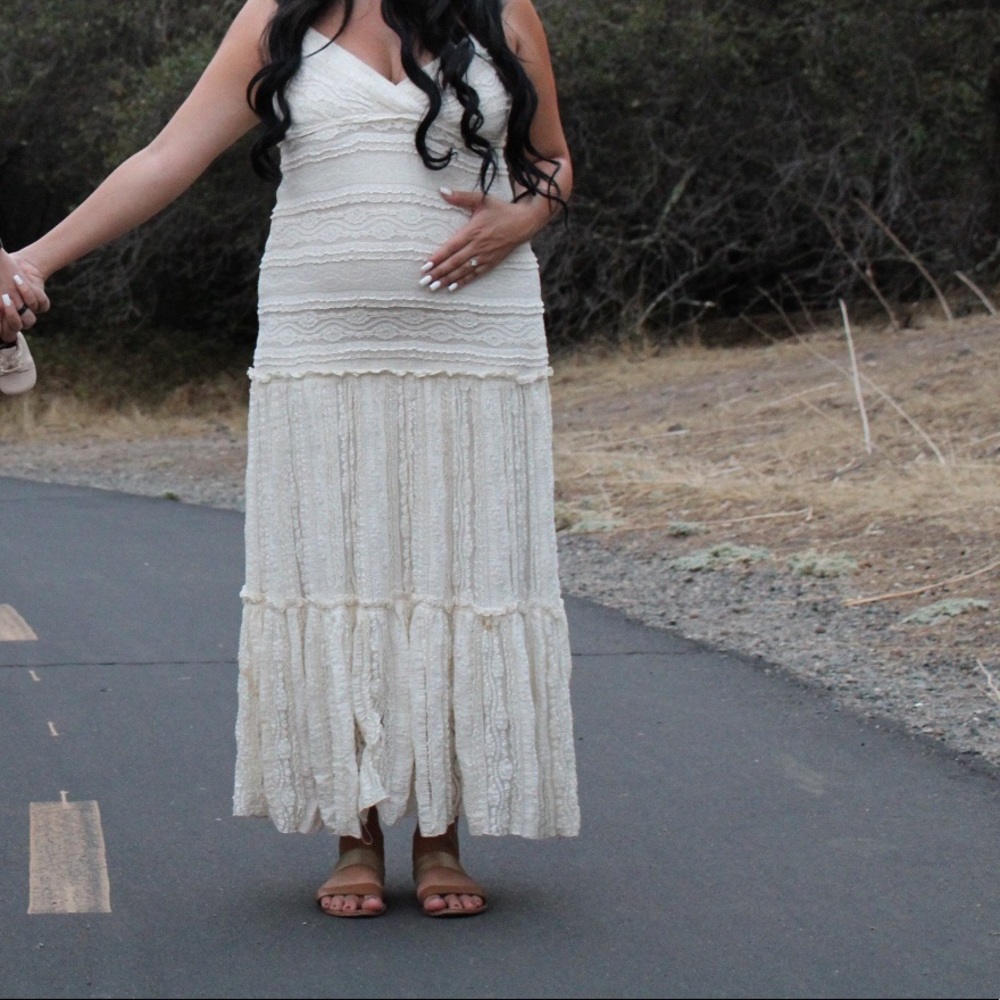 Beautiful Vintage Lace Dress